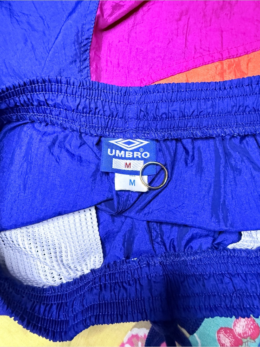 EUC Vintage 90s Umbro Soccer Shorts in Blue, Orange, Magenta - Size Medium - Picture 11 of 12